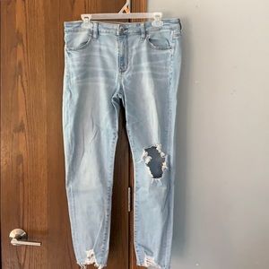 American Eagle Distressed Jeans